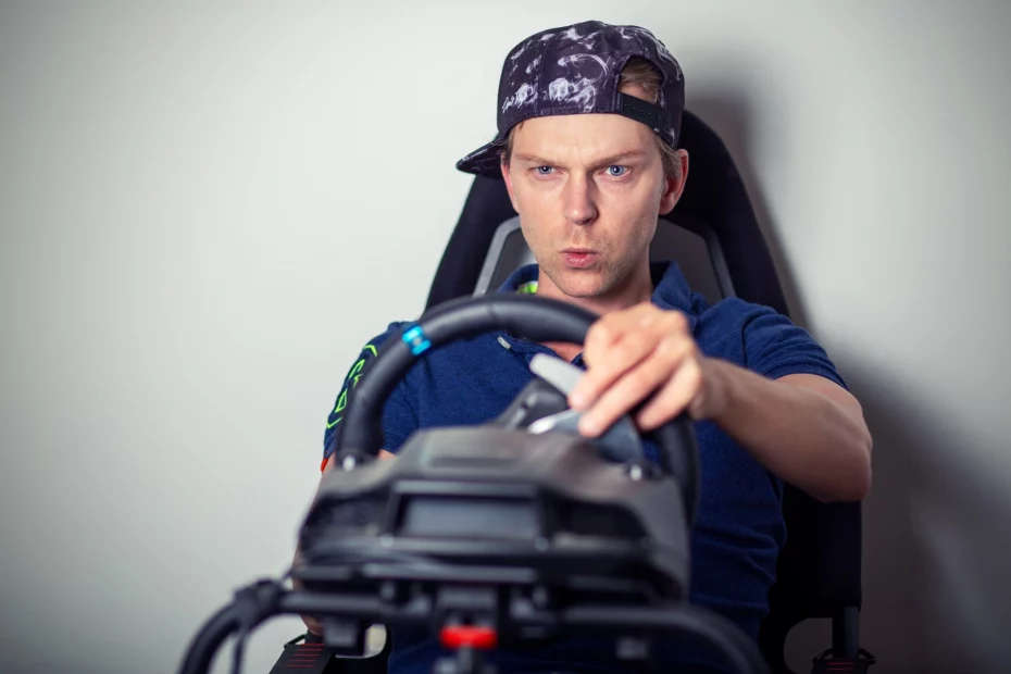Stay Fit Whilst Gaming Online